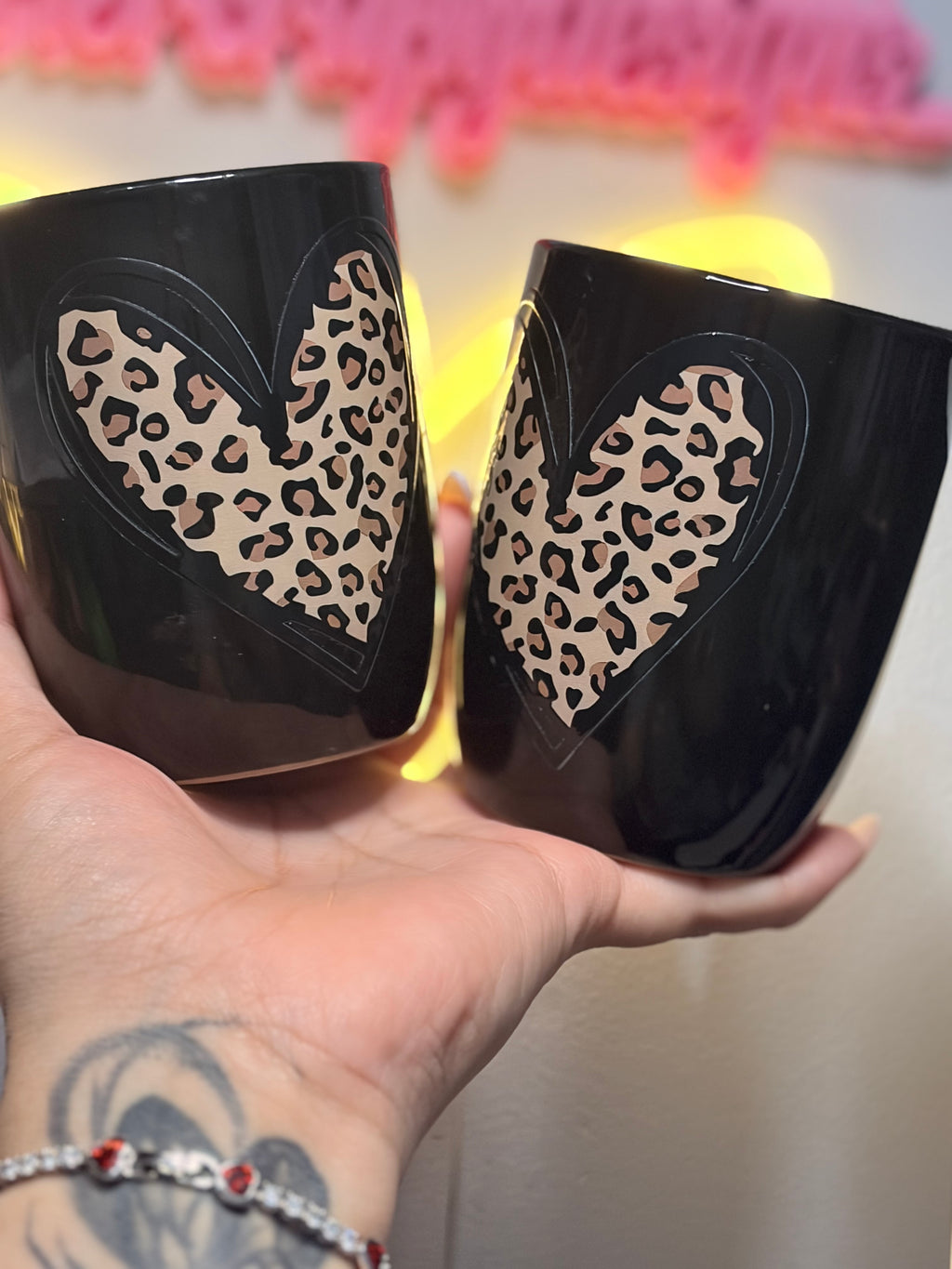 2 set Mugs leopard hearts