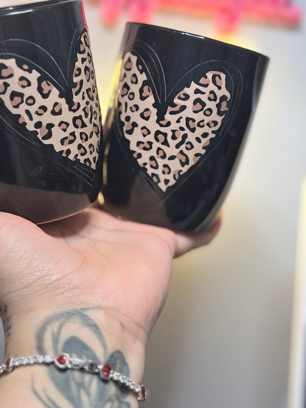 2 set Mugs leopard hearts