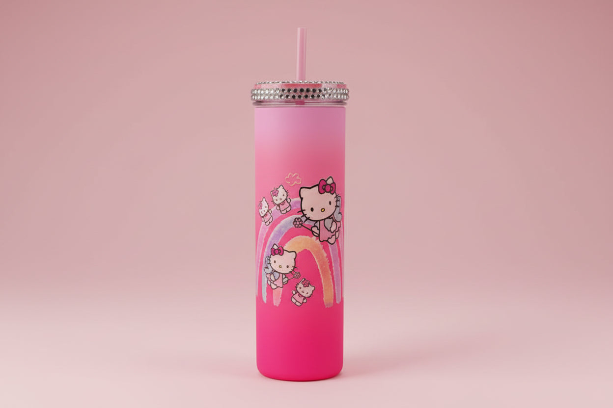 27 oz Hello Kitty Water Bottle / Dunkin